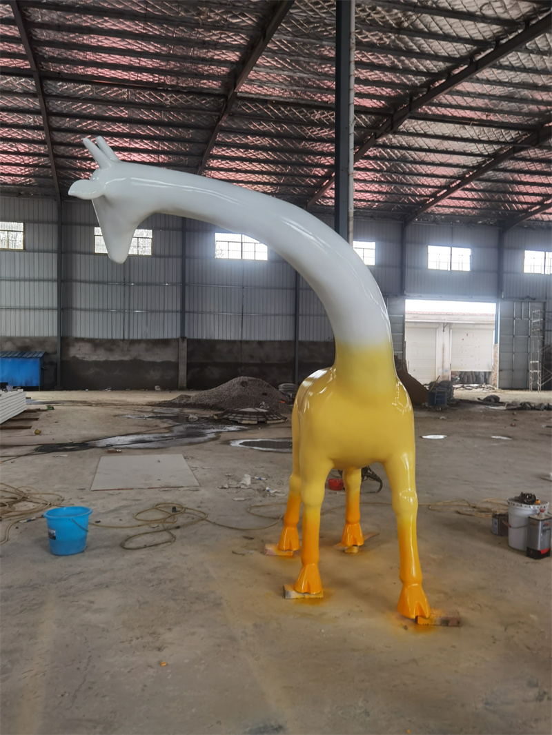 不銹鋼雕塑與城市美化的關系