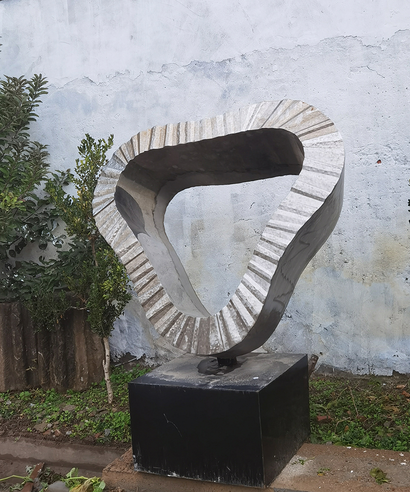 大型玻璃鋼雕塑的施工流程