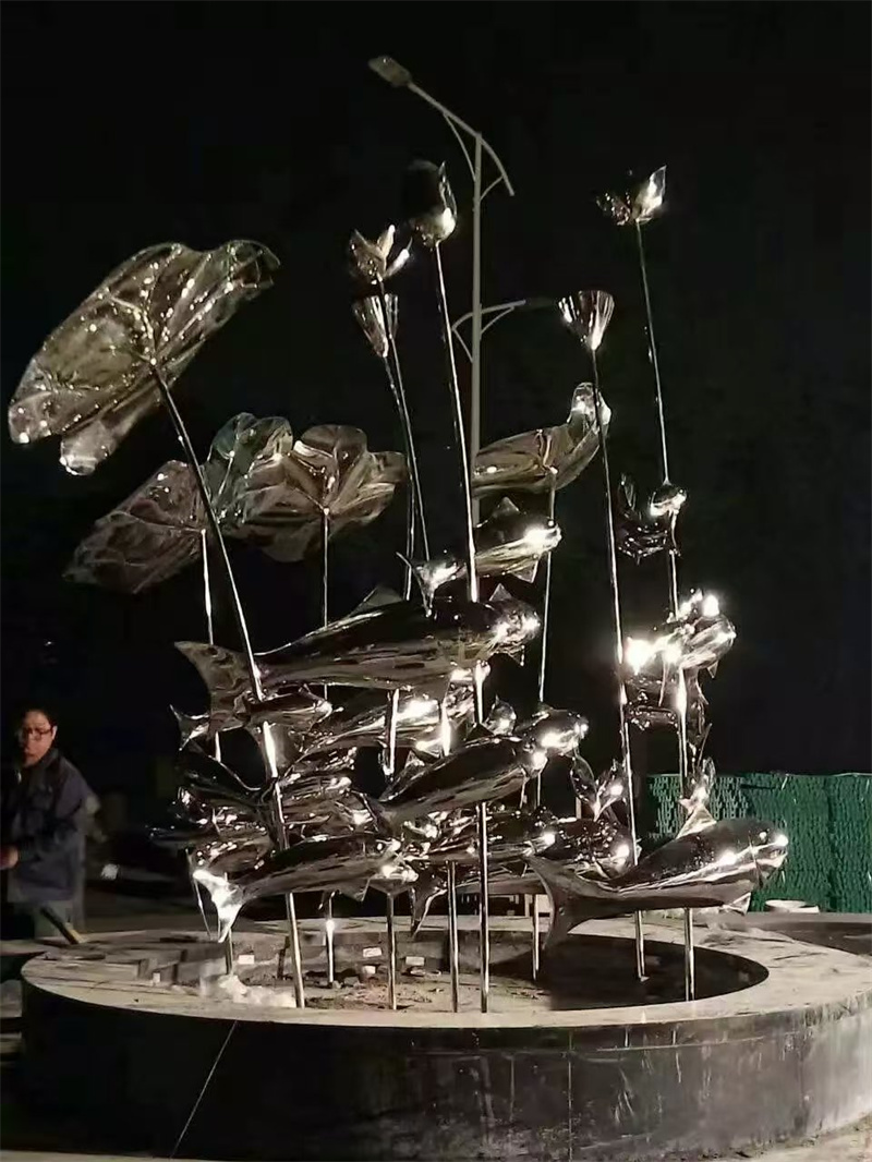 傳統鑄銅雕塑技法與現代技法比較