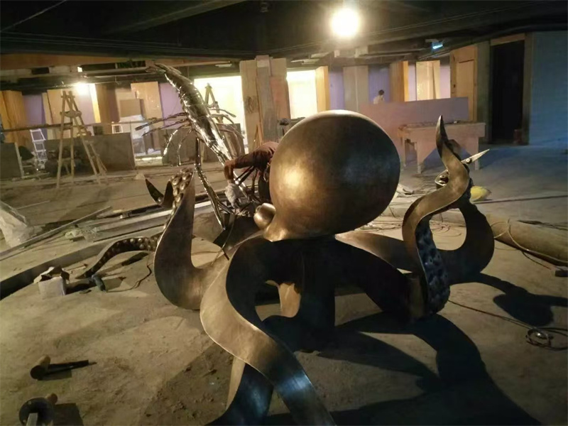 雕塑制作中比例精準(zhǔn)把控技巧